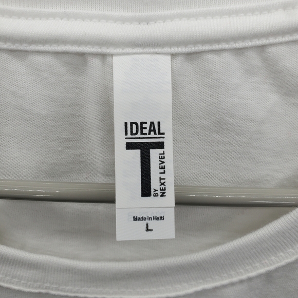 Merry Mama Christmas Short Sleeve T Shirt Women's Size Large NEW White - Picture 3 of 4